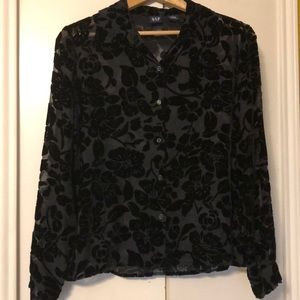 Gap sheer velvet flower button top, long sleeves